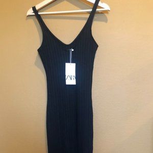 (NWT) ZARA RIBBED MIDI DRESS
